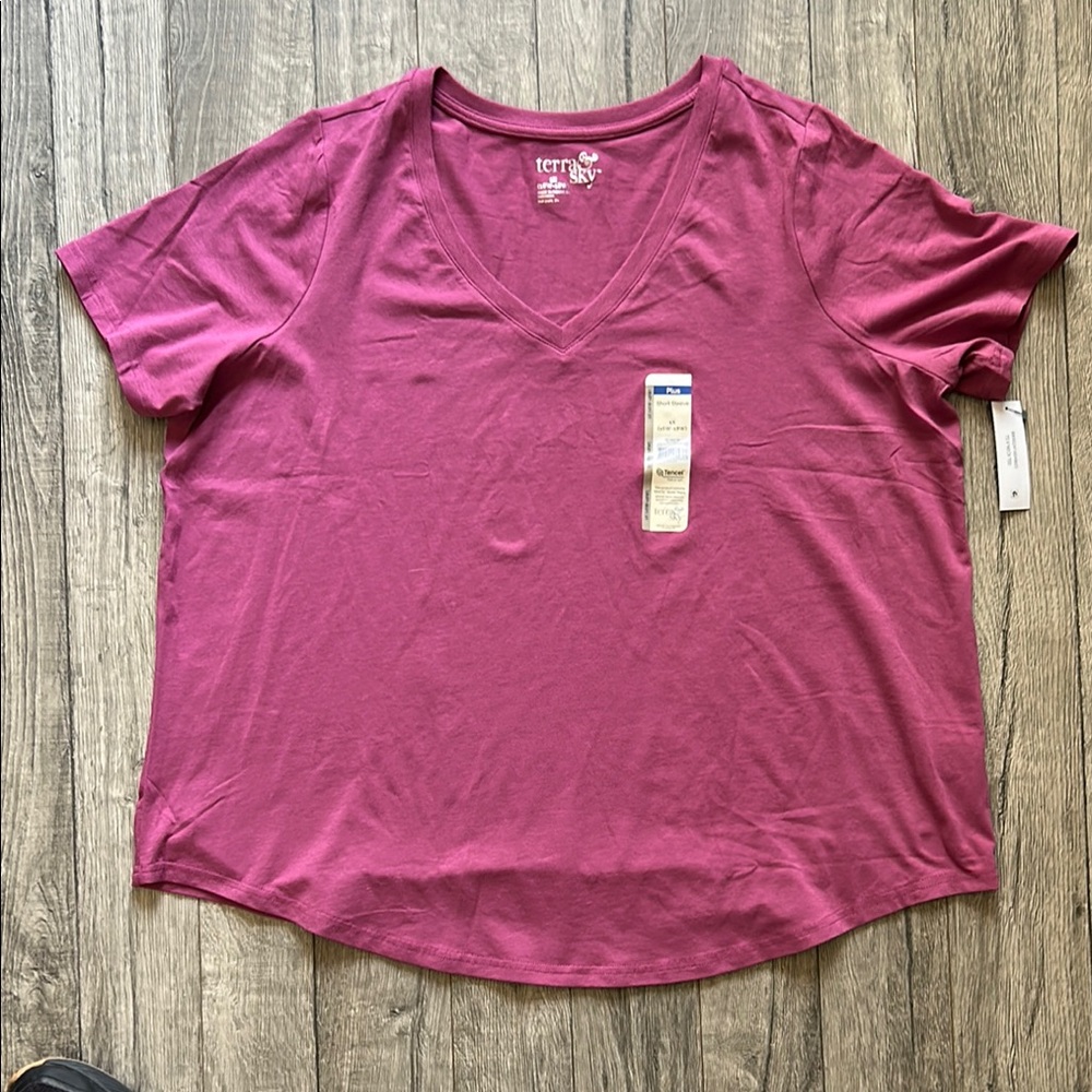 Terra & Sky Women's V-Neck Top - Pink